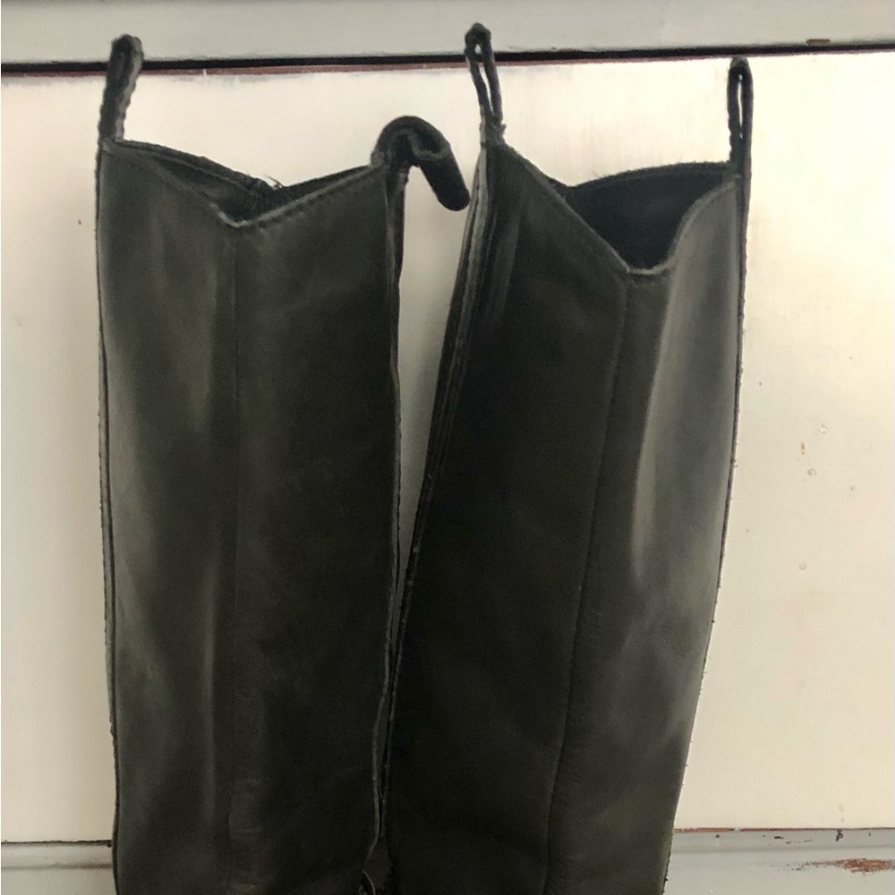 Steve Madden Women's Tall Leather upper Boots “Woper” - Black size 8